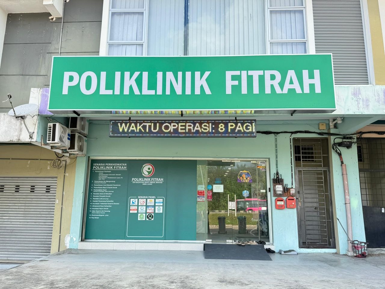 Poliklinik Fitrah Hadapan